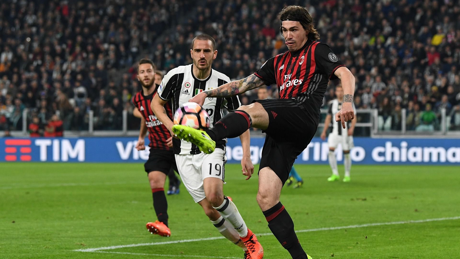 Leonardo Bonucci Alessio Romagnoli Juvntus Milan Serie A