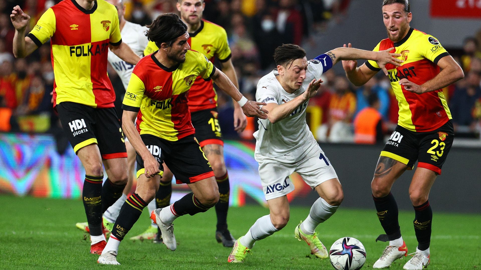 Göztepe Fenerbahçe