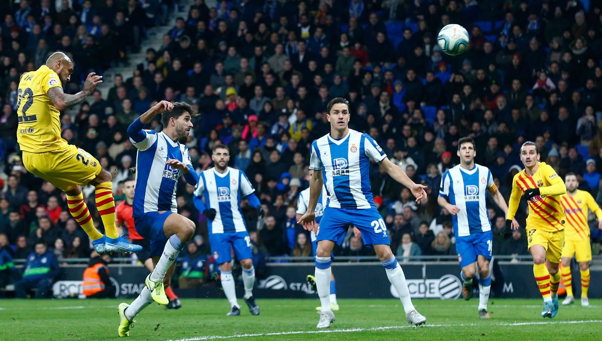 040120 Arturo Vidal Espanyol Barcelona