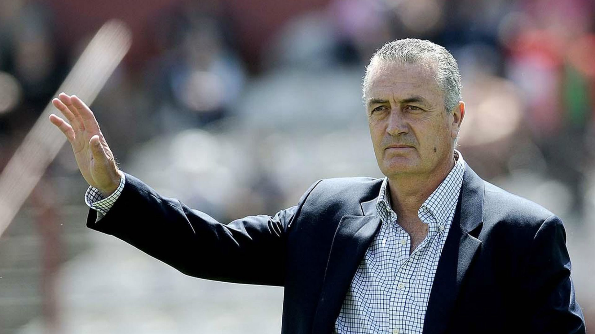 Gustavo Alfaro Huracan