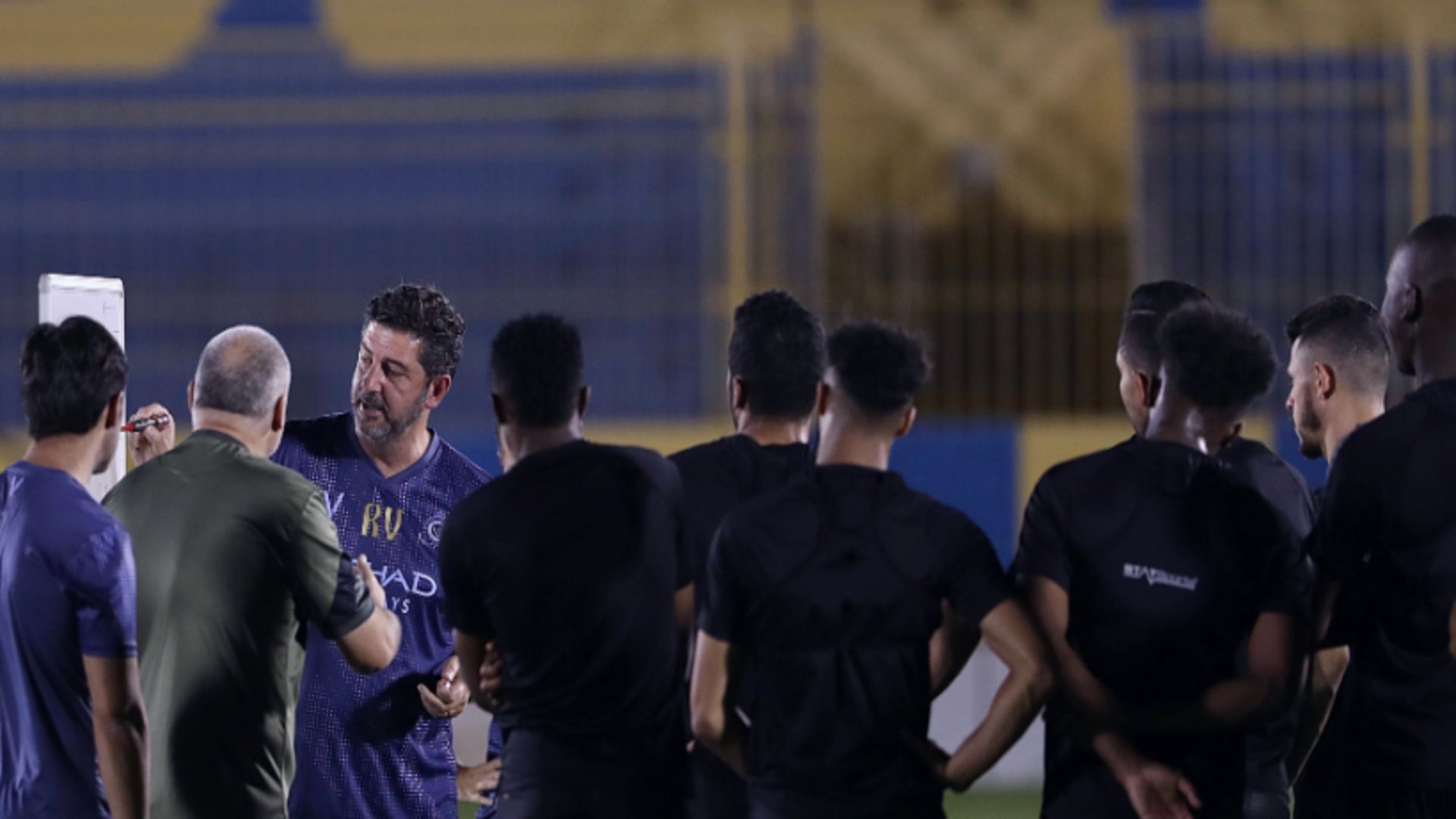 روي فيتوريا - النصر