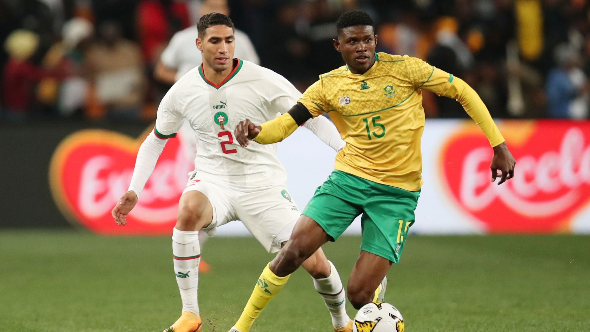 Bathusi Aubaas, Bafana Bafana