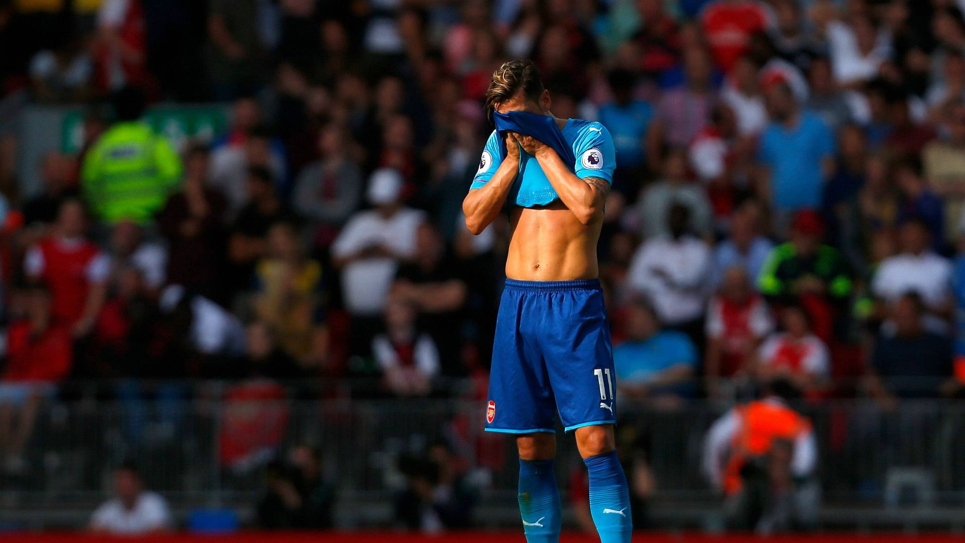 ONLY GERMANY // Mesut Özil Arsenal Liverpool Premier League 082817