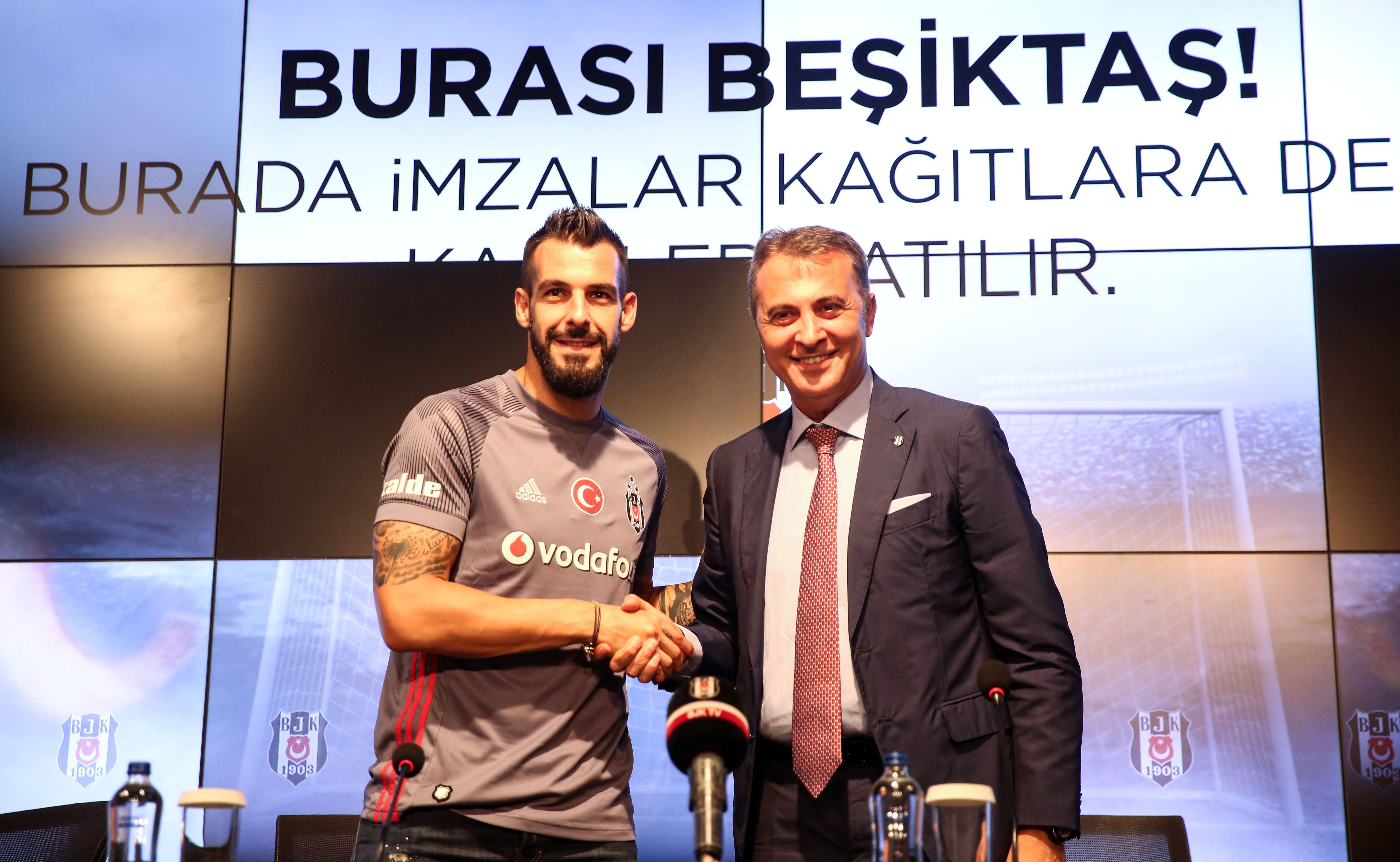 Alvaro Negredo Fikret Orman Besiktas Transfer