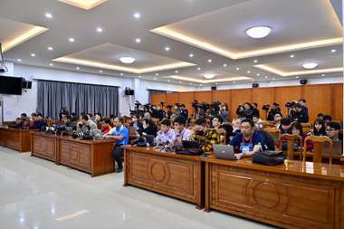 แถลงข่าว