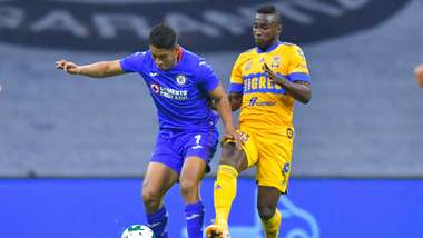 Cruz Azul Tigres Luis Romo Julián Quiñones