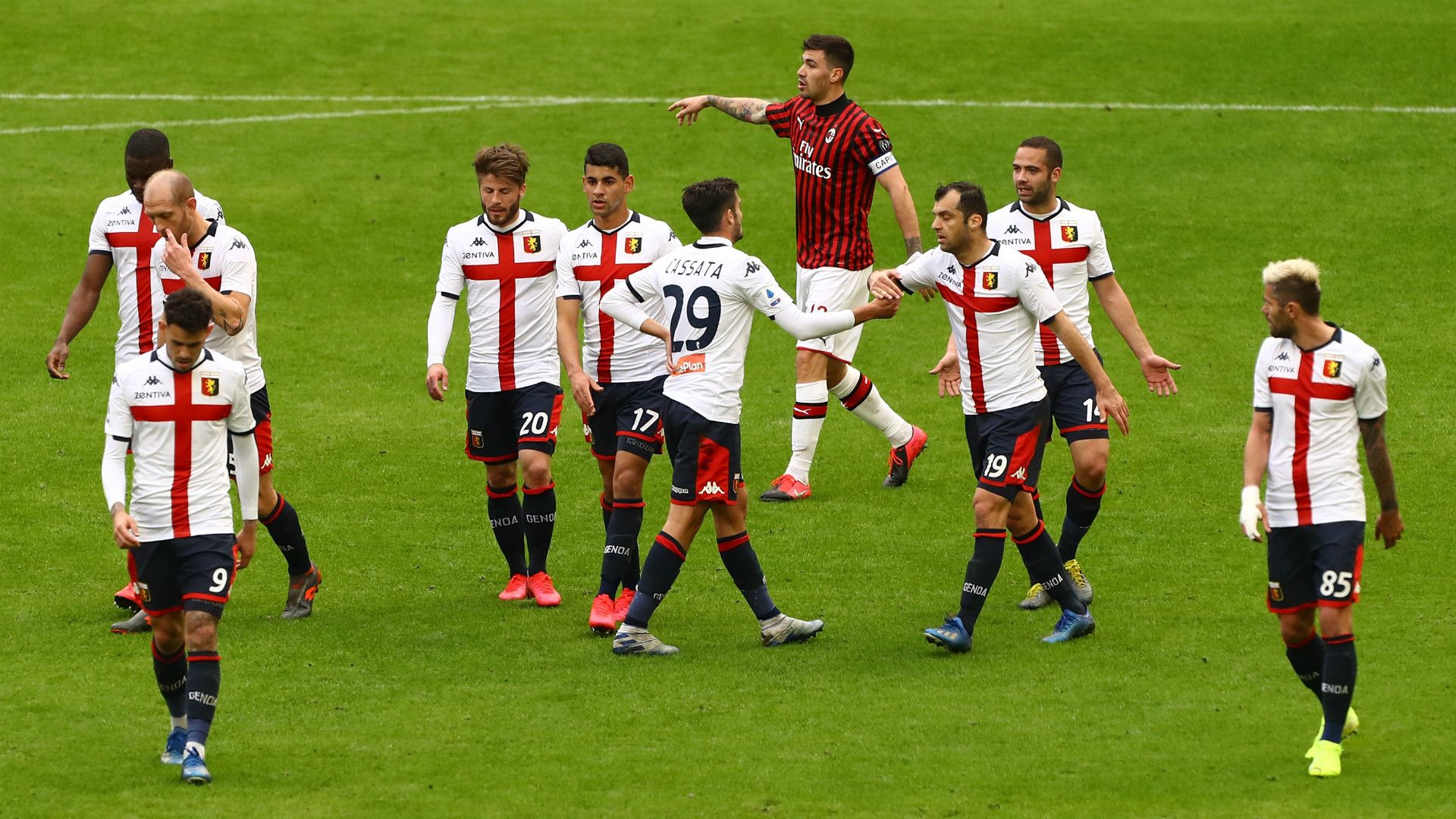 Milan Genoa celebrating Serie A