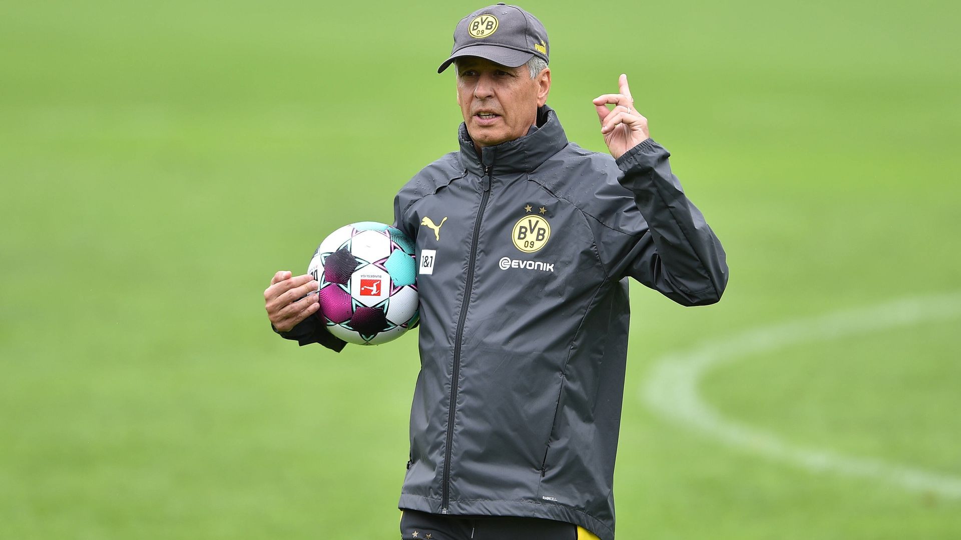 ONLY GERMANY Lucien Favre Borussia Dortmund 2020