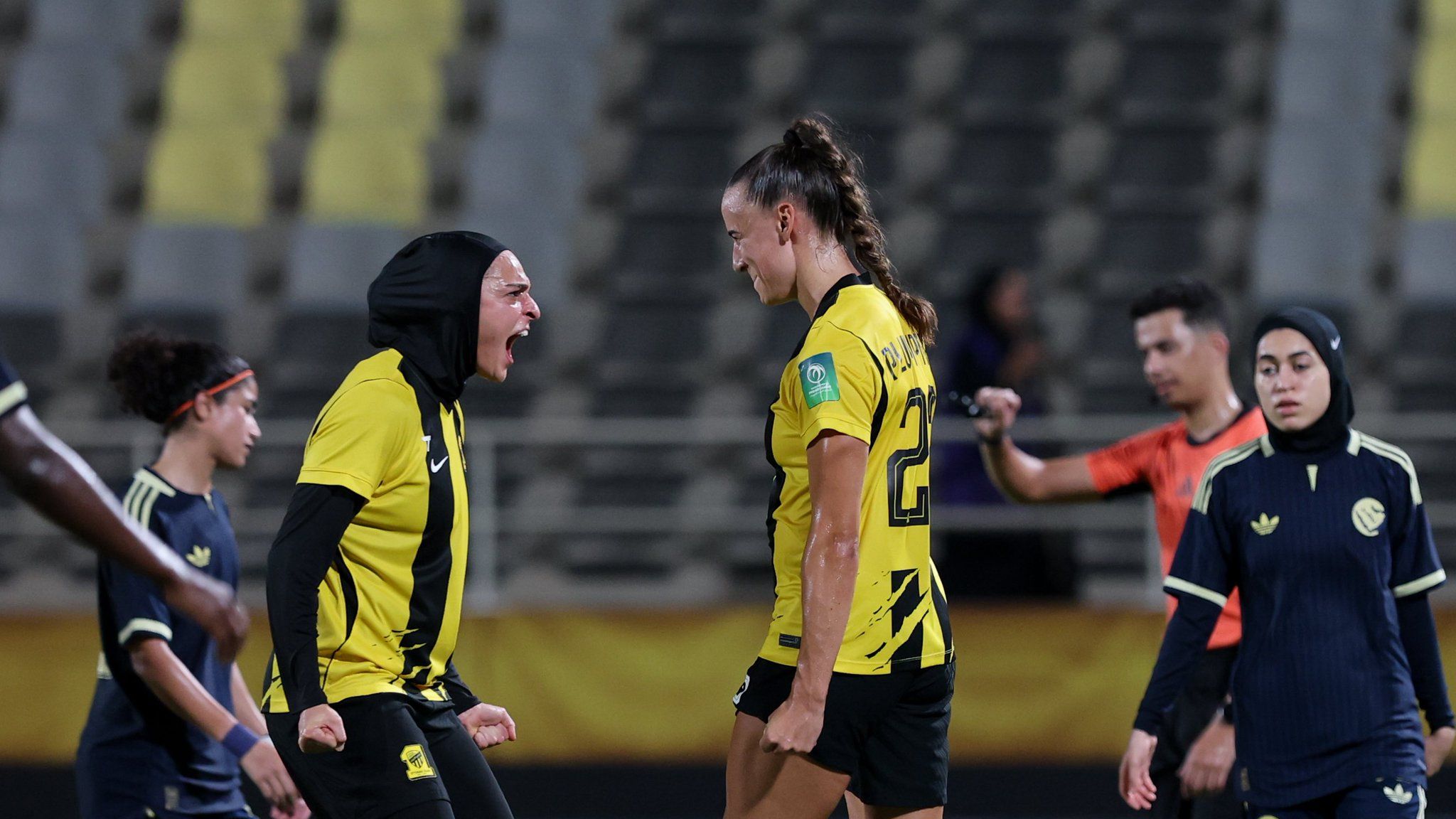 Lina Boussaha and Ashleigh Plumptre