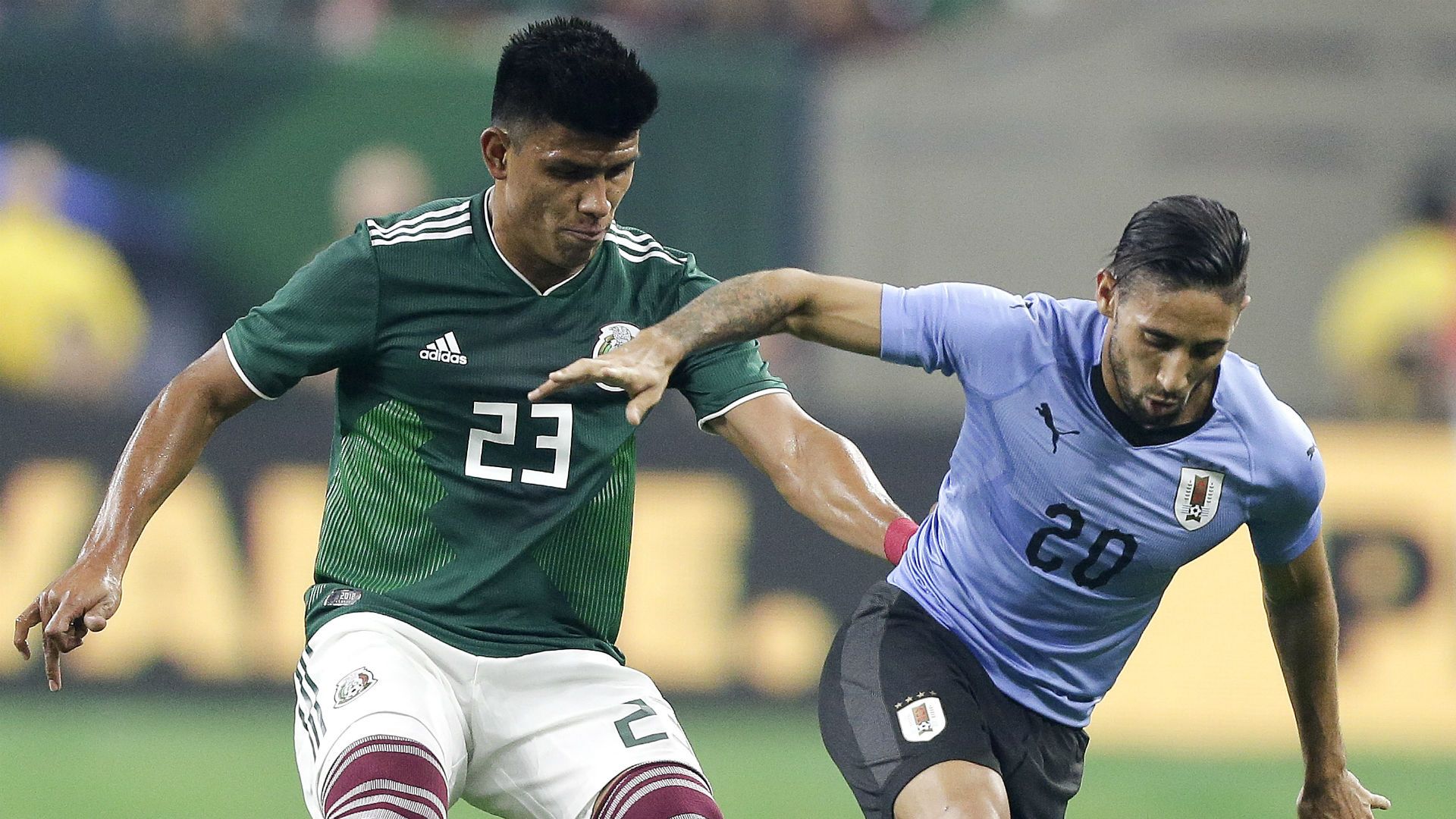 Jonthan Urretaviscaya Jesus Gallardo Uruguay Mexico 2018