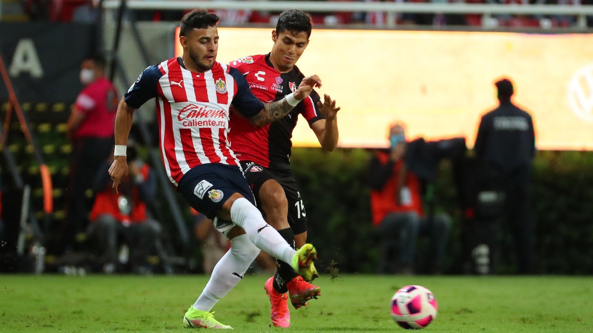 Alexis Vega Chivas Atlas Apertura 2021