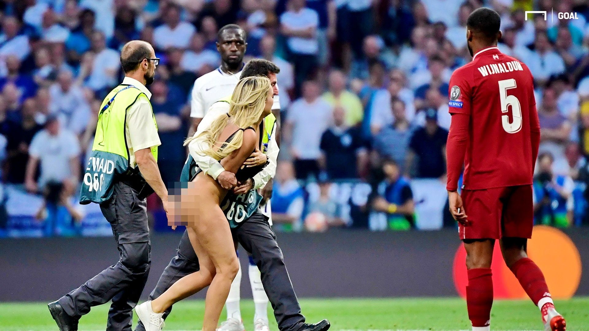 Fan girl Tottenham Liverpool Champions League final