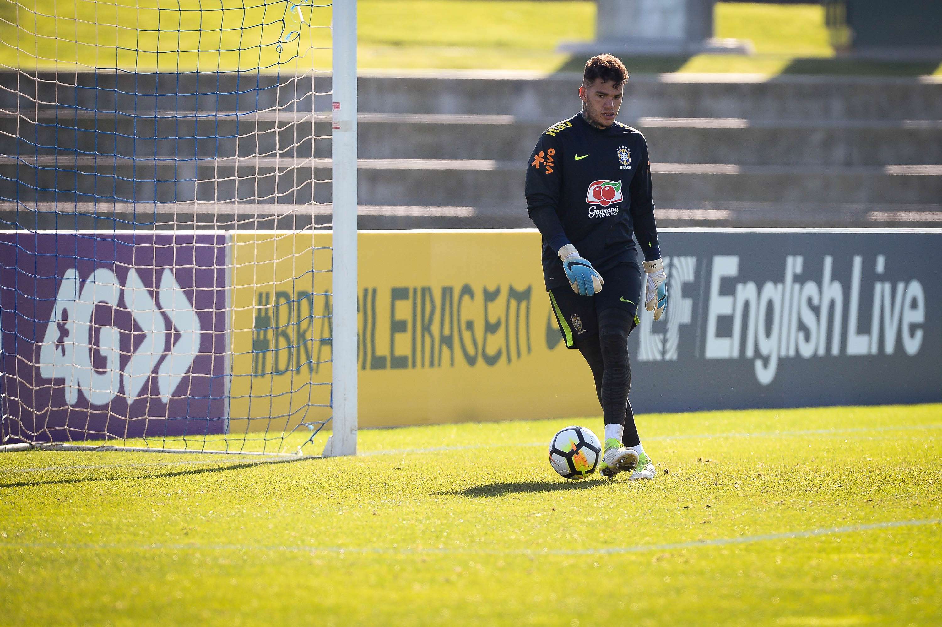 Ederson Brazil 10062017