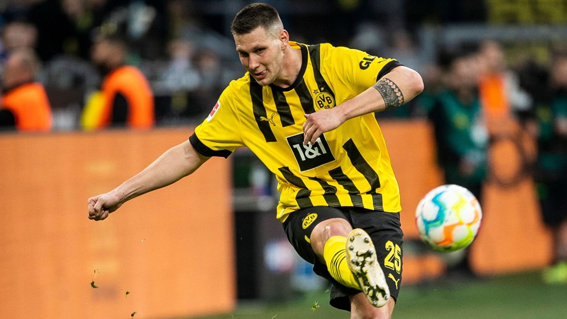 GERMANY ONLY: NIKLAS SÜLE BORUSSIA DORTMUND BUNDESLIGA 05112022