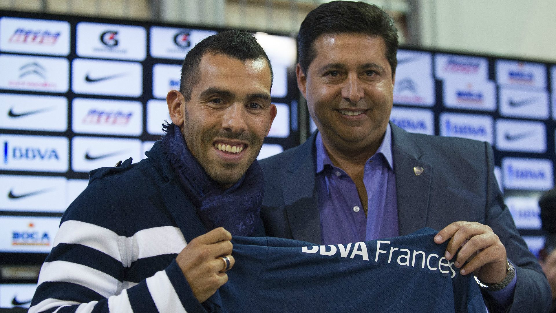 Carlos Tevez Daniel Angelici presentacion vuelta Boca Juniors 13072015