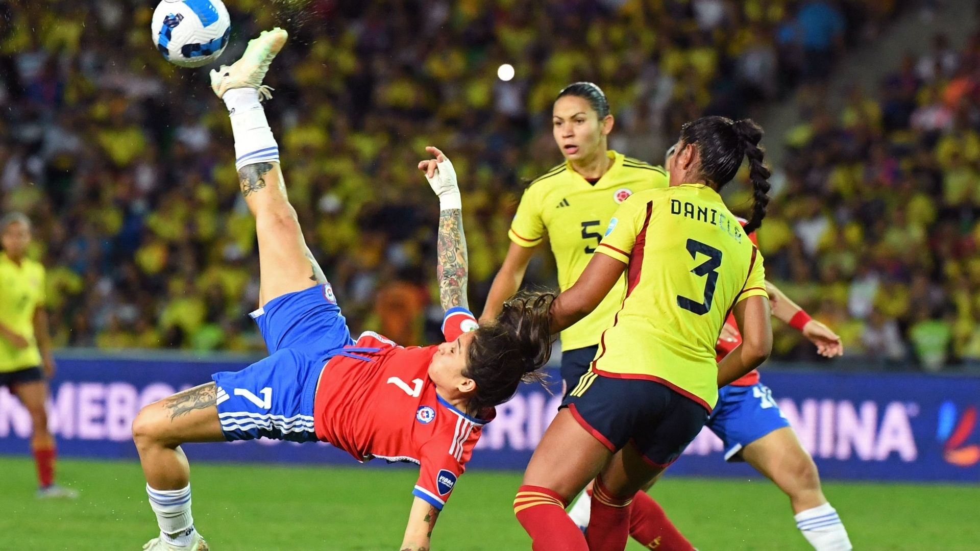 200722 Colombia Chile Yenny Acuña