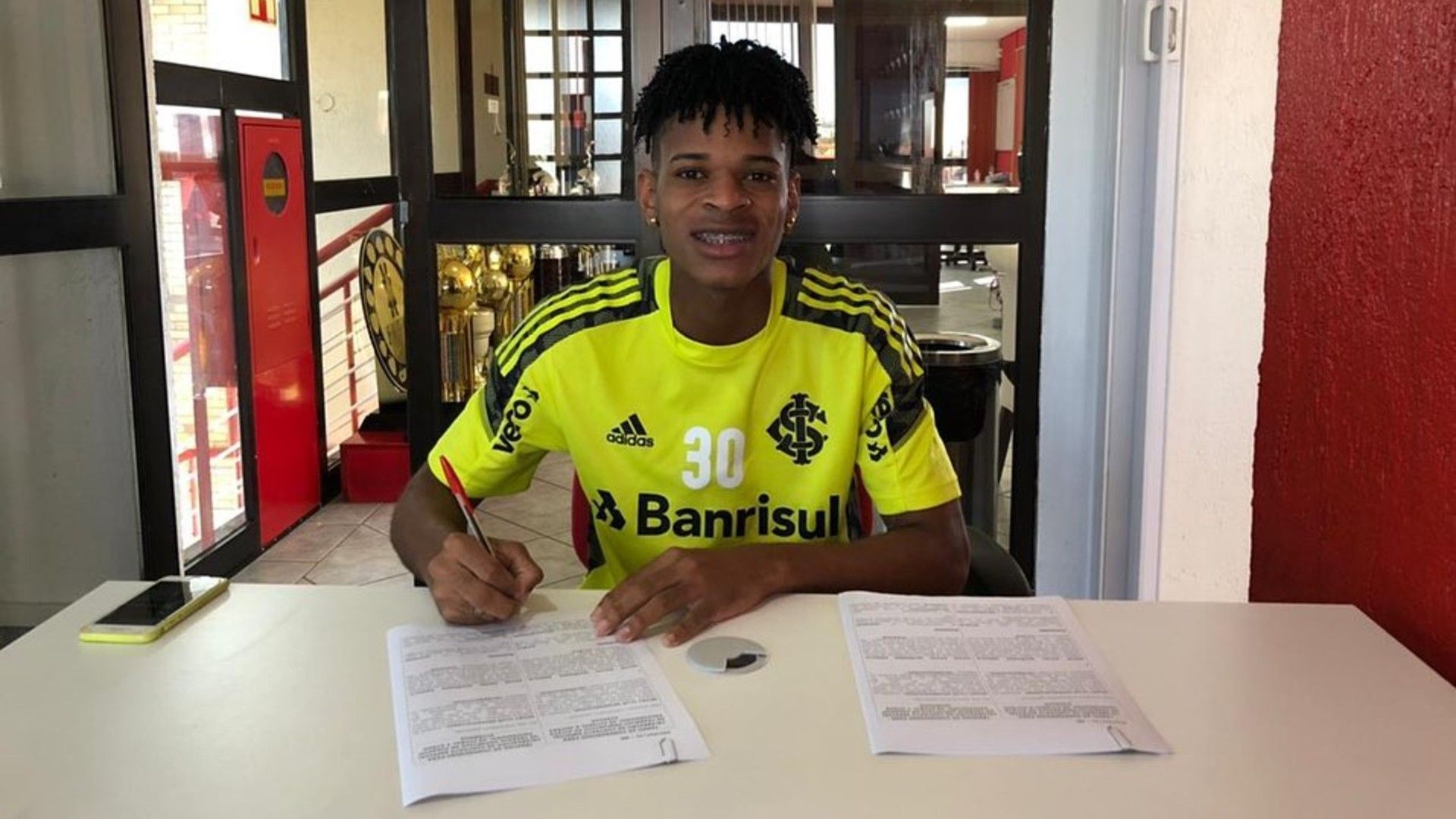 Kevin Quiñones Internacional 25 06 2021