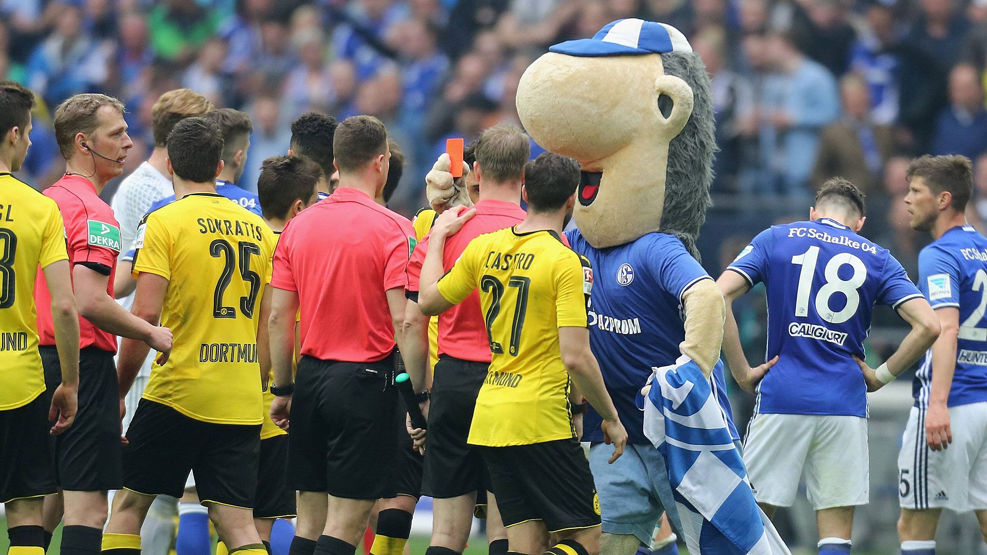 GERMANY ONLY Schalke Dortmund Derby 04012017
