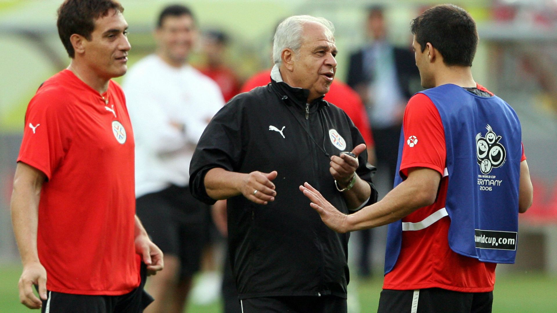 Anibal Mano Ruiz Roberto Acuna Carlos Gamarra Paraguay