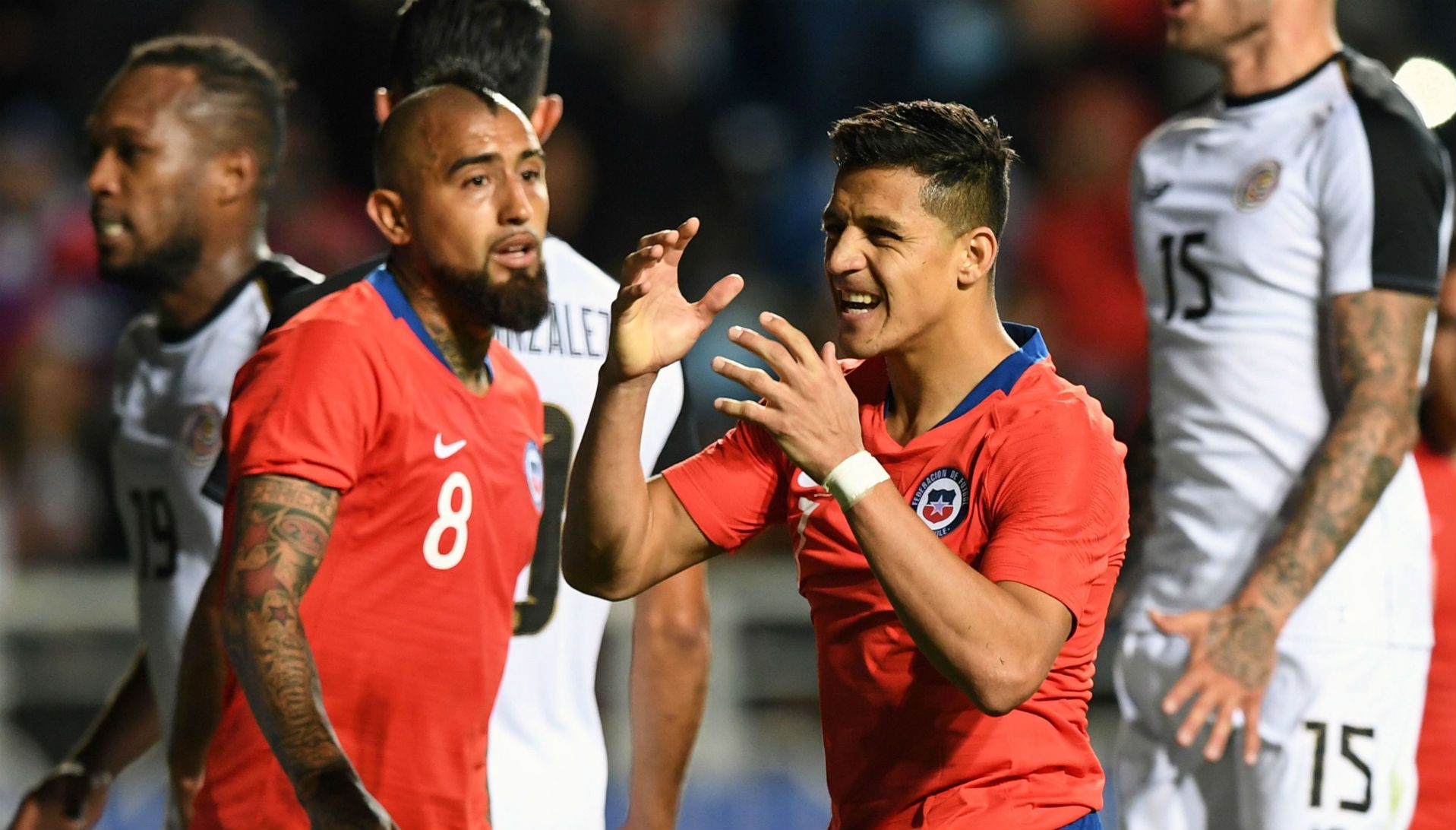 161118 Chile Costa Rica Alexis Sánchez Arturo Vidal