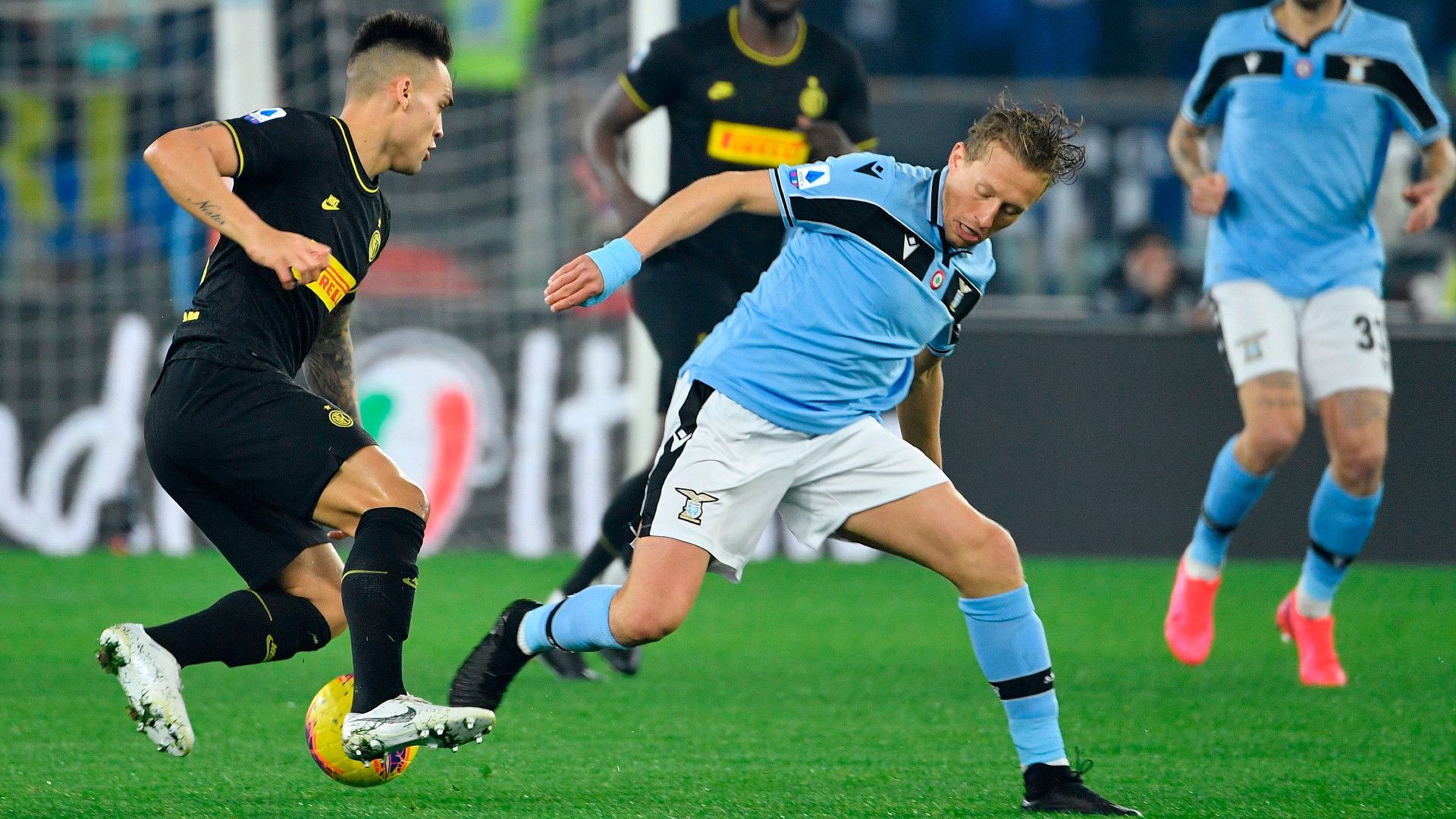 Lucas Leiva Lautaro Martinez Lazio Inter Serie A