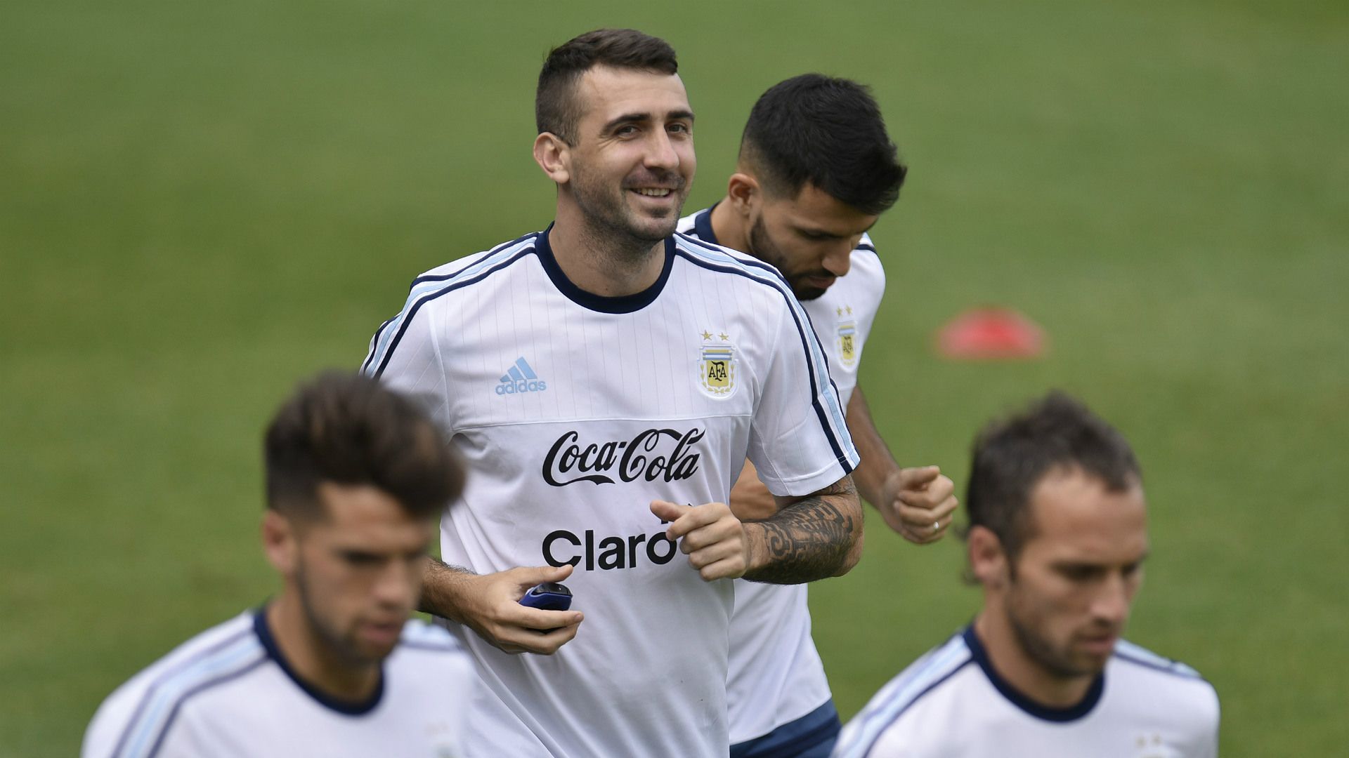 Pratto Argentina training Brazil WC 2018 South American qualifier