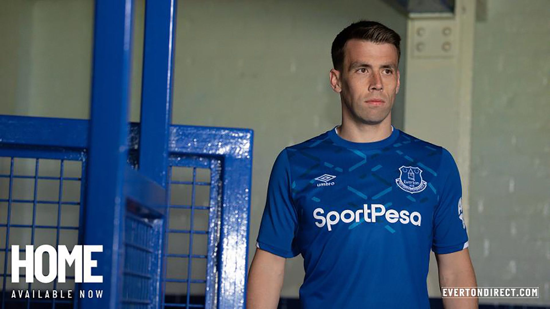 Everton home kit 2019-20
