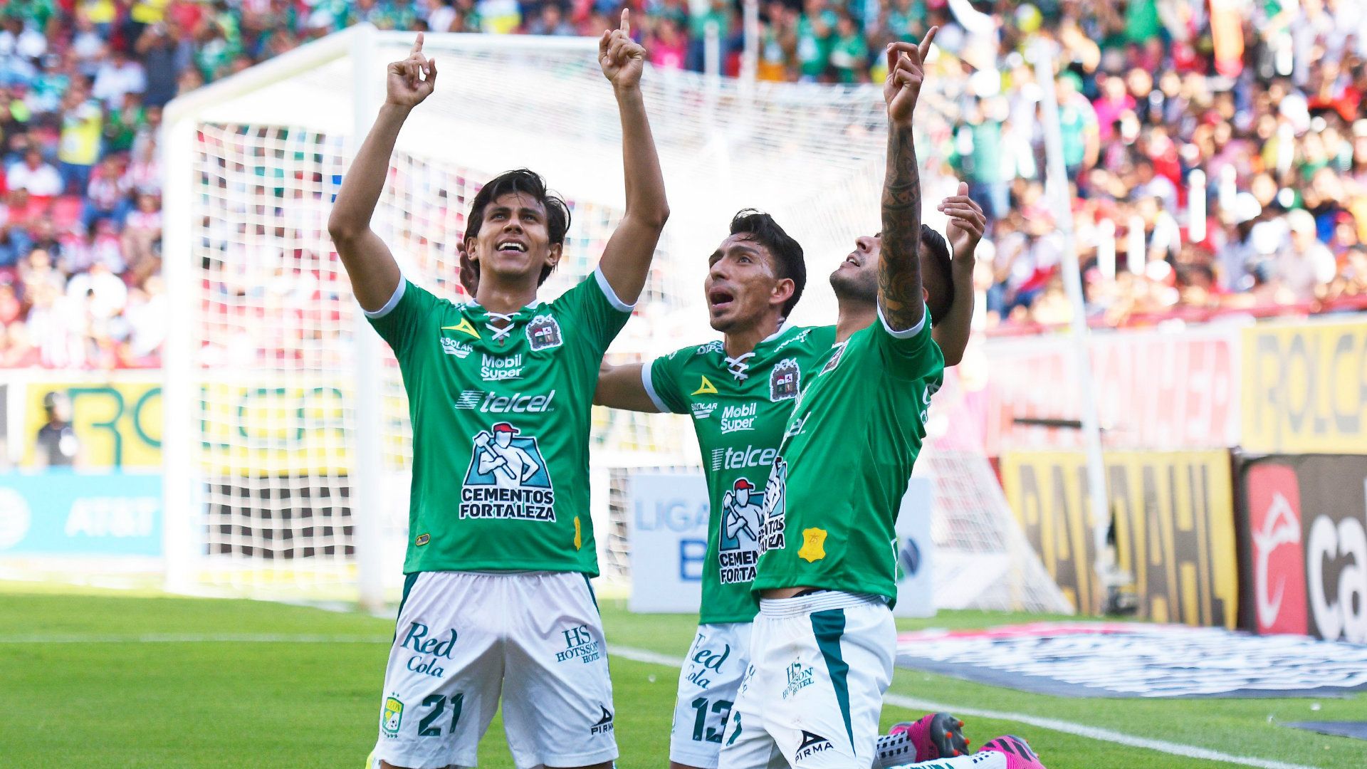 José Juan Macías Ismael Sosa Ángel Mena León Necaxa