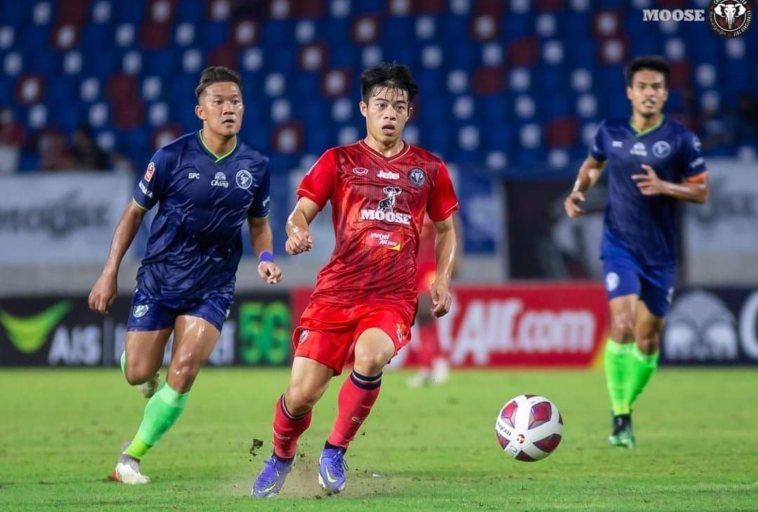 เอกนิษฐ์ ปัญญา