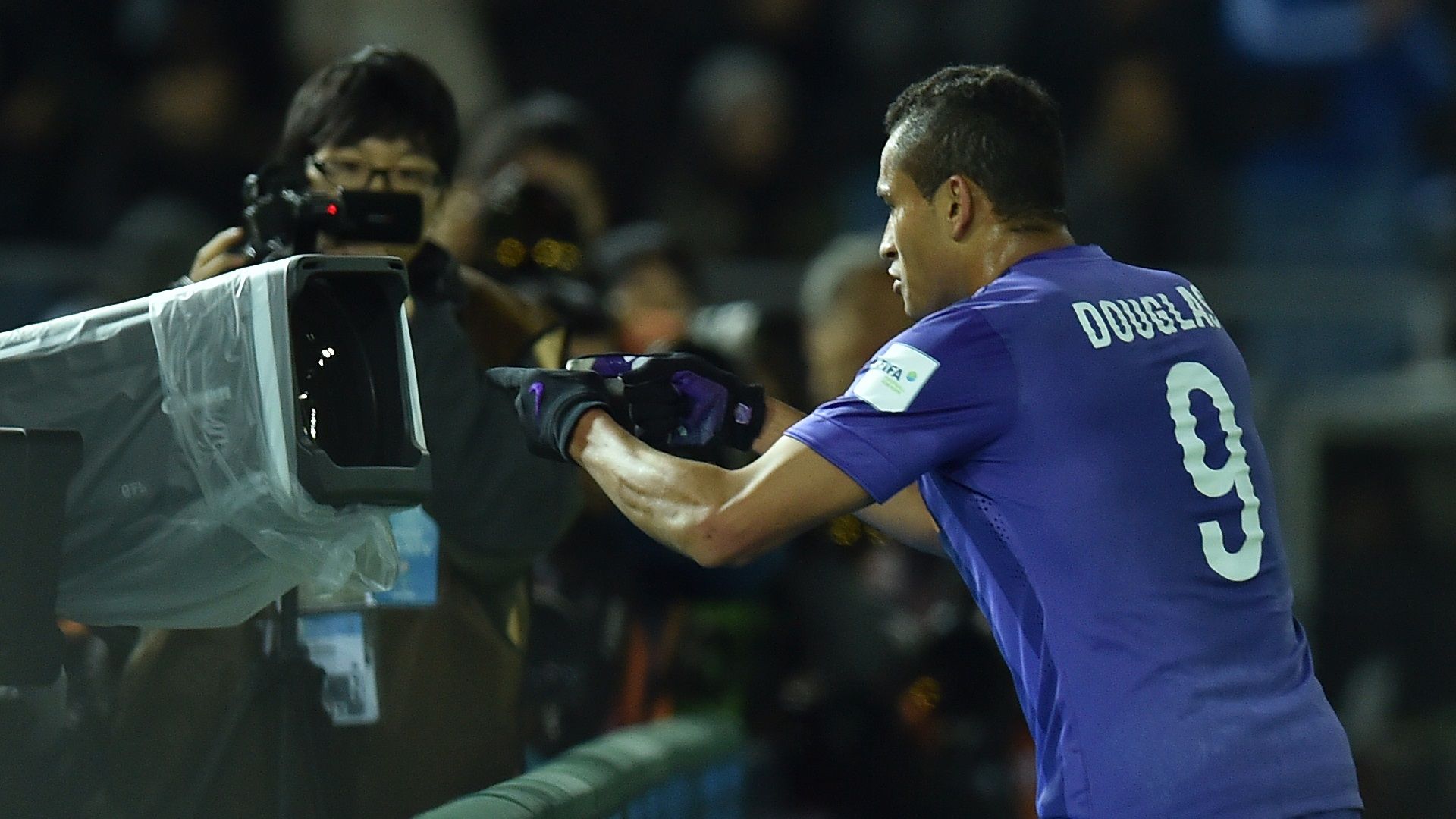 Douglas Sanfrecce Hiroshima Mundial de Clubes 2015