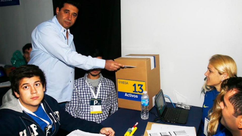 Elecciones a presidente en Boca 06122015
