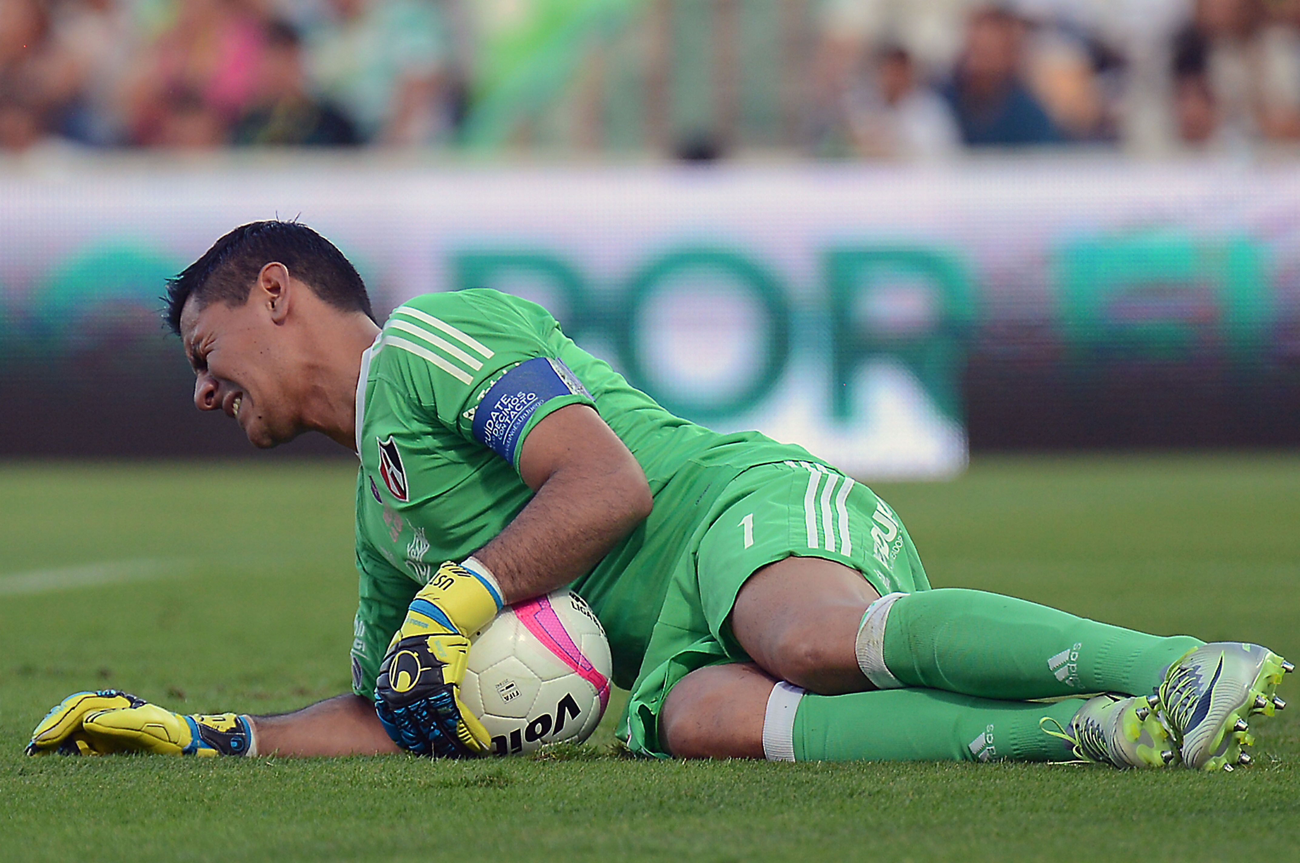 Oscar Ustari Atlas 031117