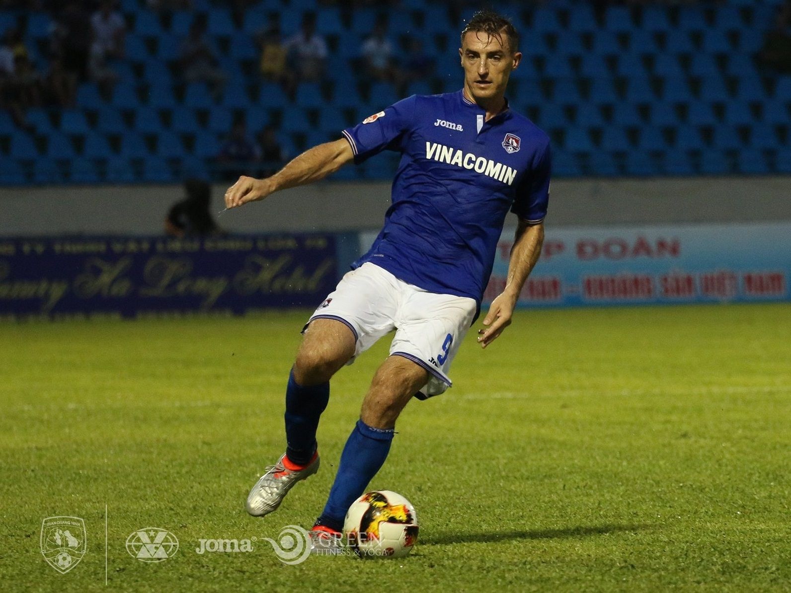 Rod Dyachenko Than Quảng Ninh V.League 2017