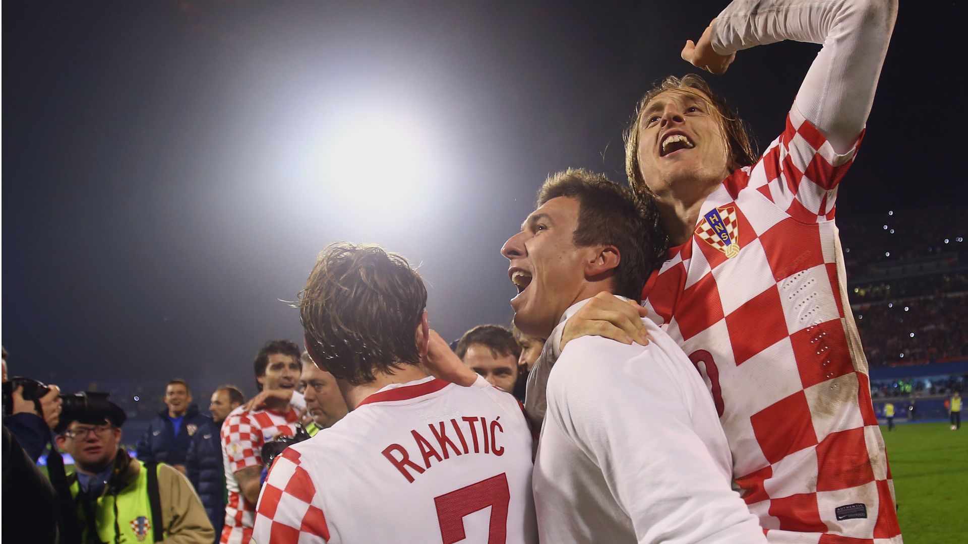 luka modric mario mandzukic ivan rakitic - croatia iceland - world cup playoff - 19112013