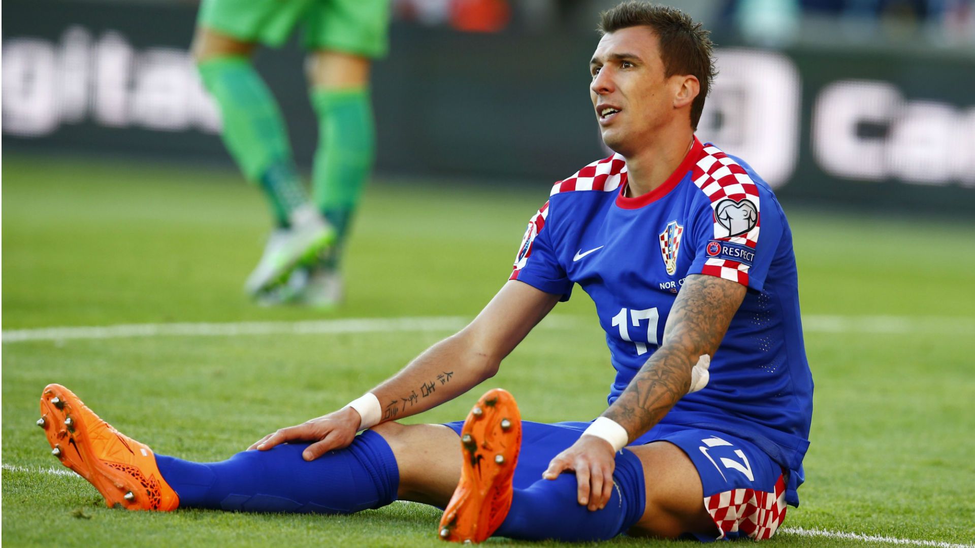 mario mandzukic - norway 2 croatia 0 - euro 2016 qualifier - 06092015