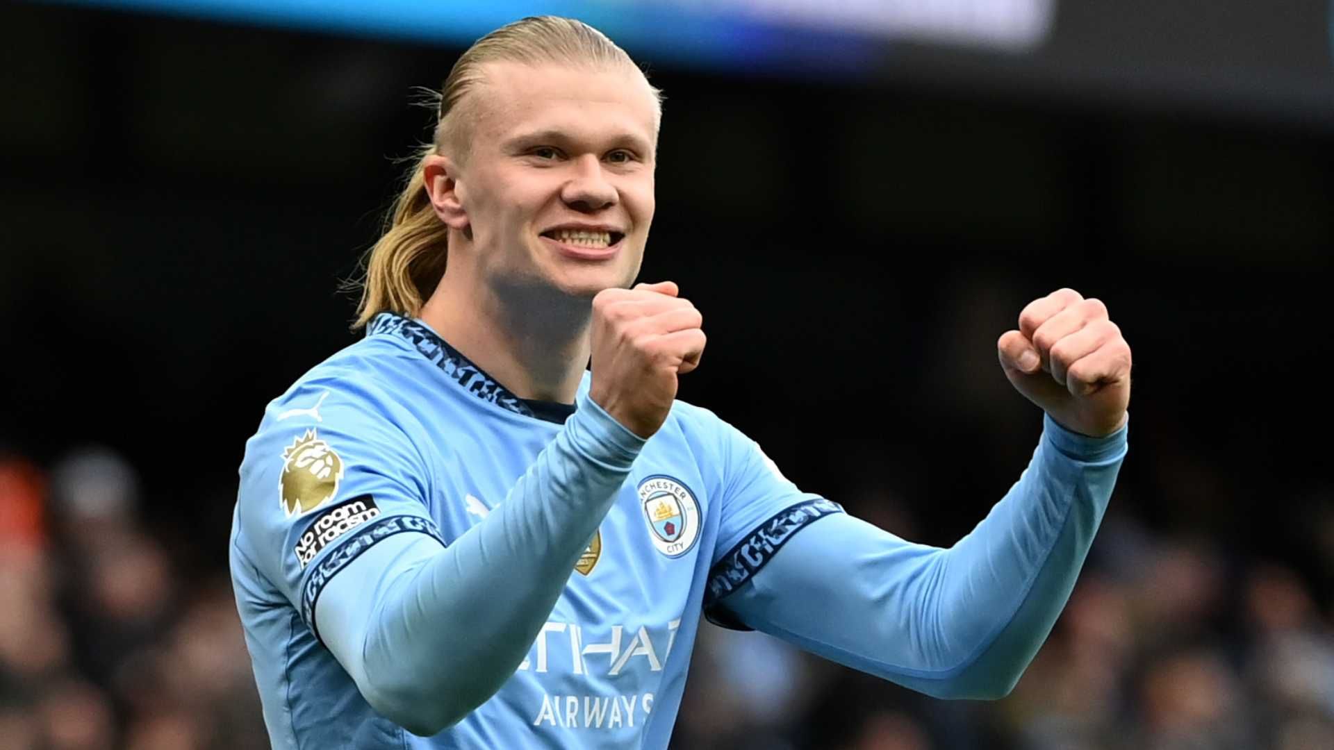 Erling Haaland making the most of downtime ahead of Club World Cup as Man City star poses with latest prize following trophyless campaign | Goal.com UK