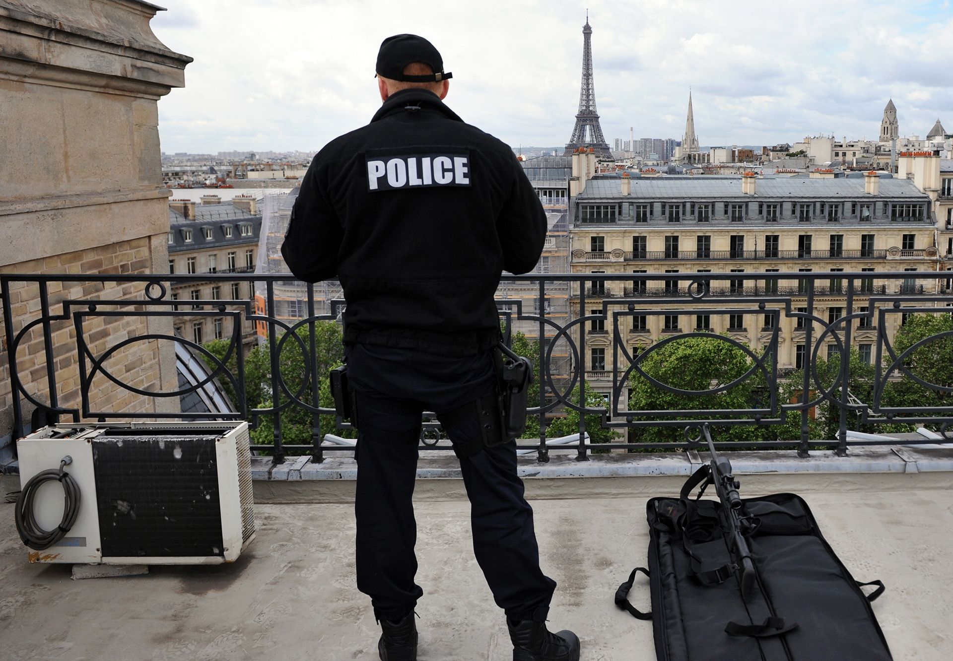 Police sniper Paris