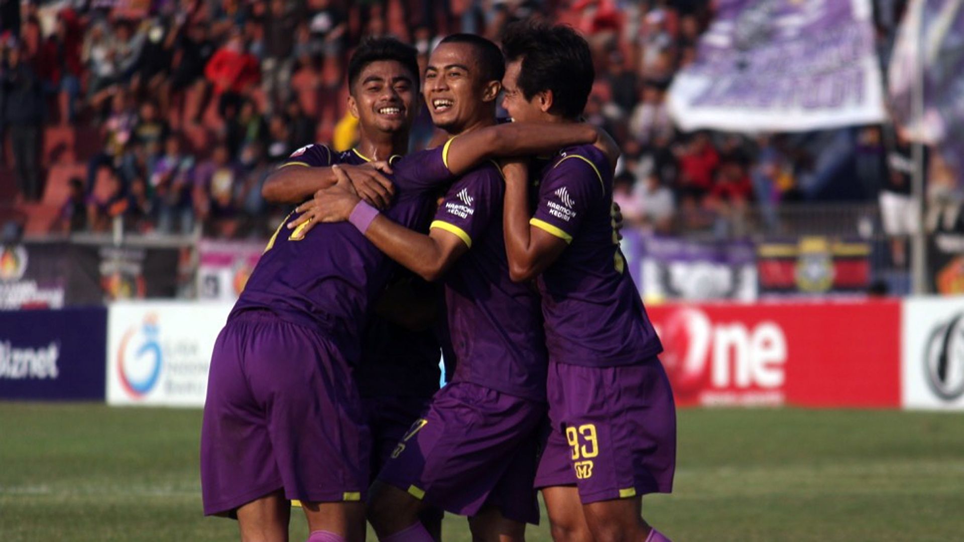 Selebrasi Wimba Sutan - Persik Kediri vs Persis Solo