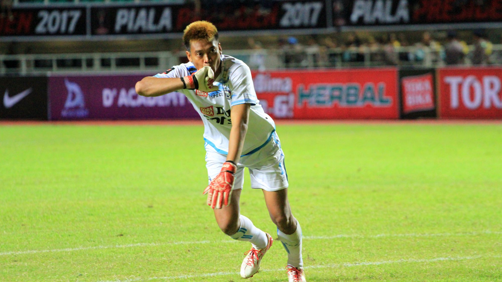 Kurnia Meiga - Arema FC