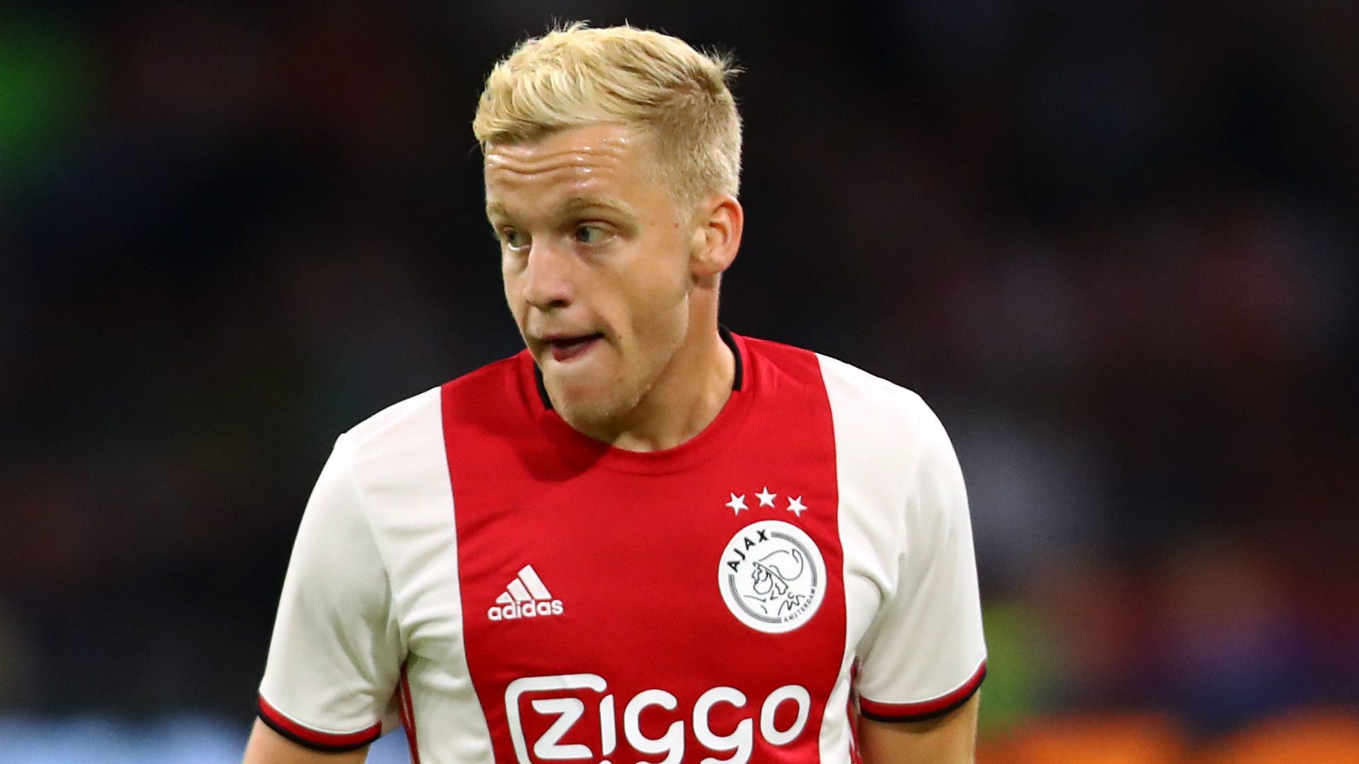 Donny van de Beek Ajax 2019-20