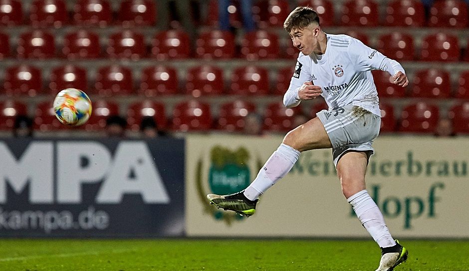 ONLY GERMANY Angelo Stiller FC Bayern München