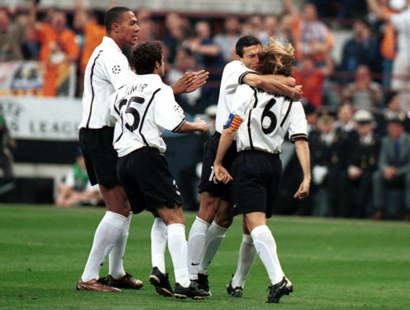 González Aimar Valencia Chapmions League Final 2001