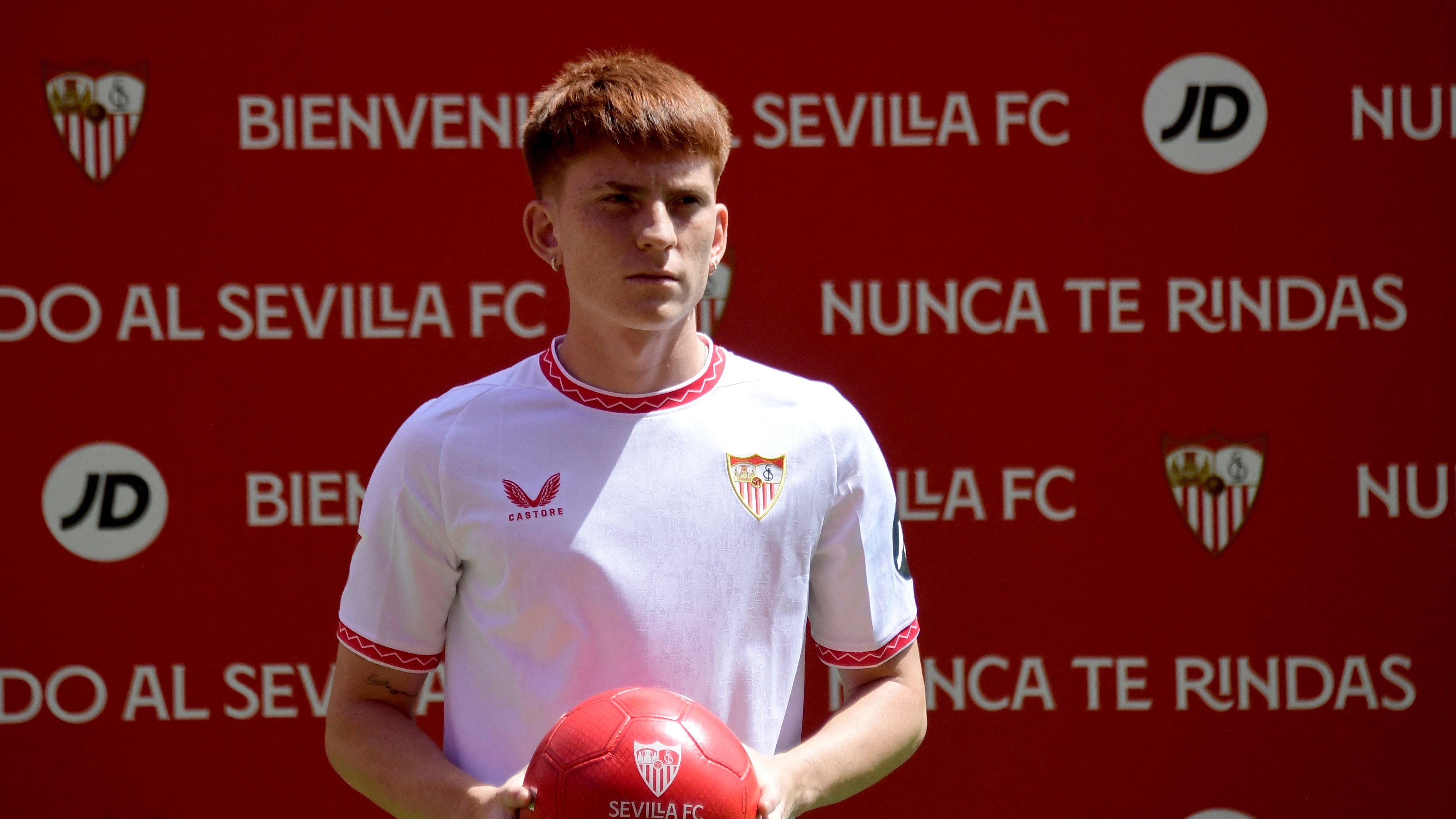 Valentin Barco Sevilla 2024-25