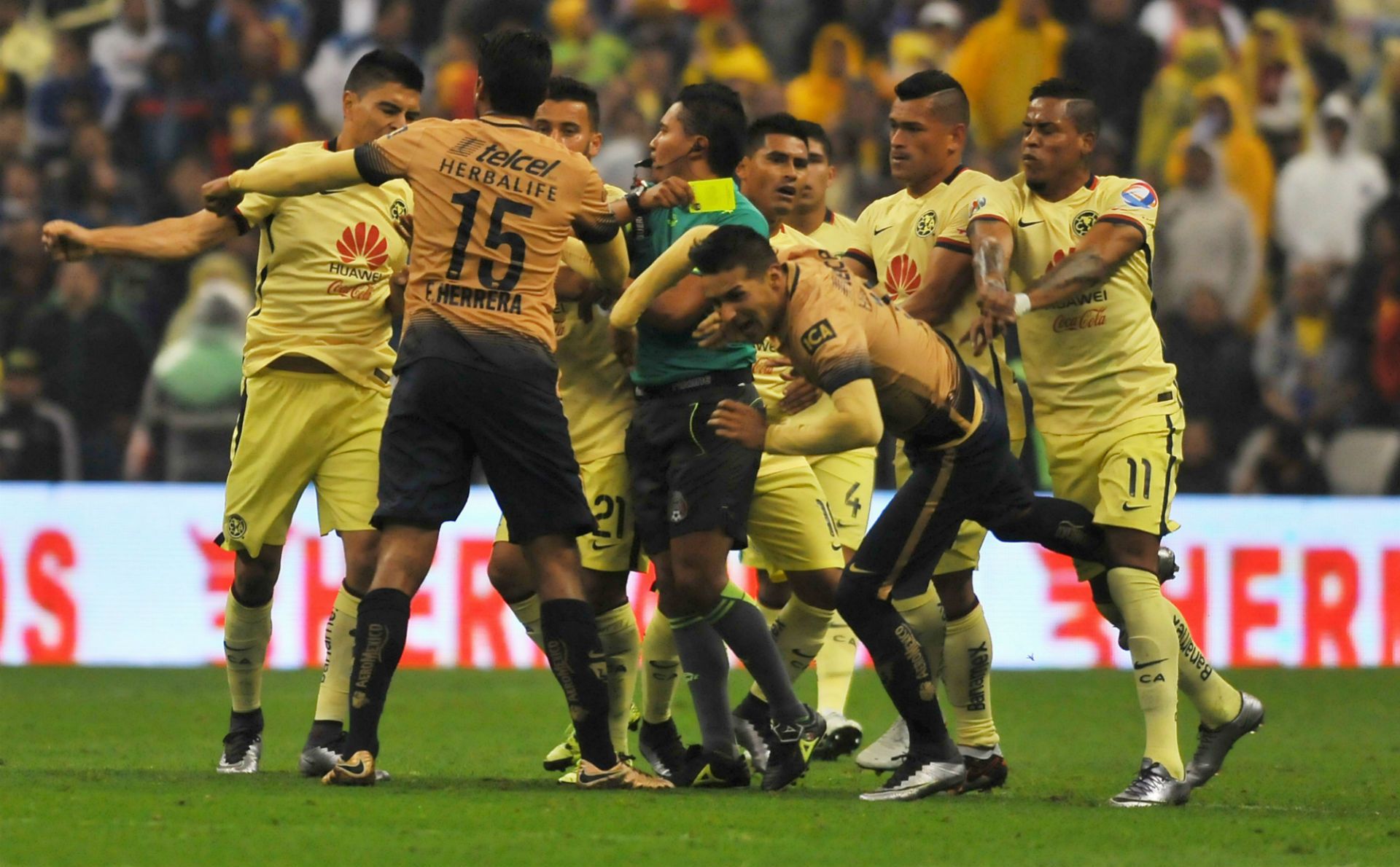 América Pumas 2015