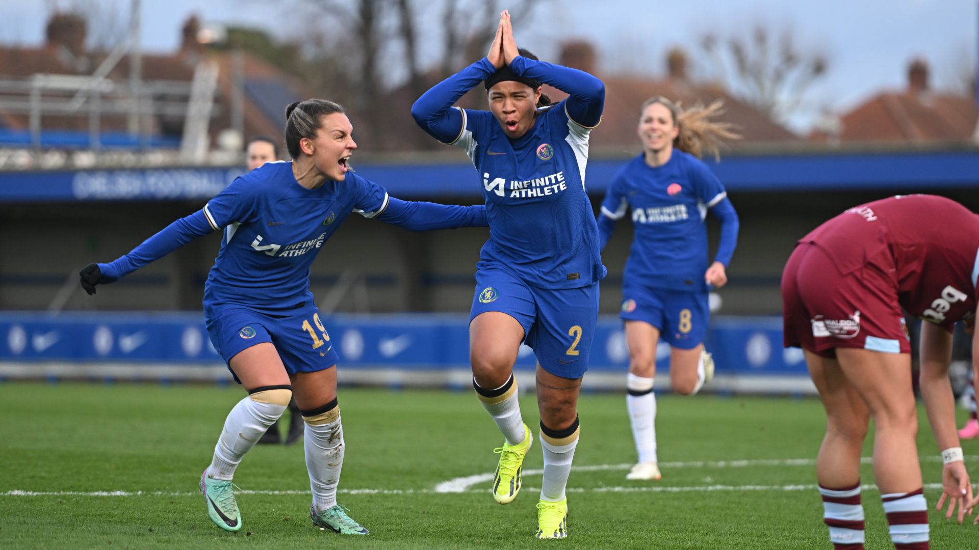 Mia Fishel celebration Chelsea Women