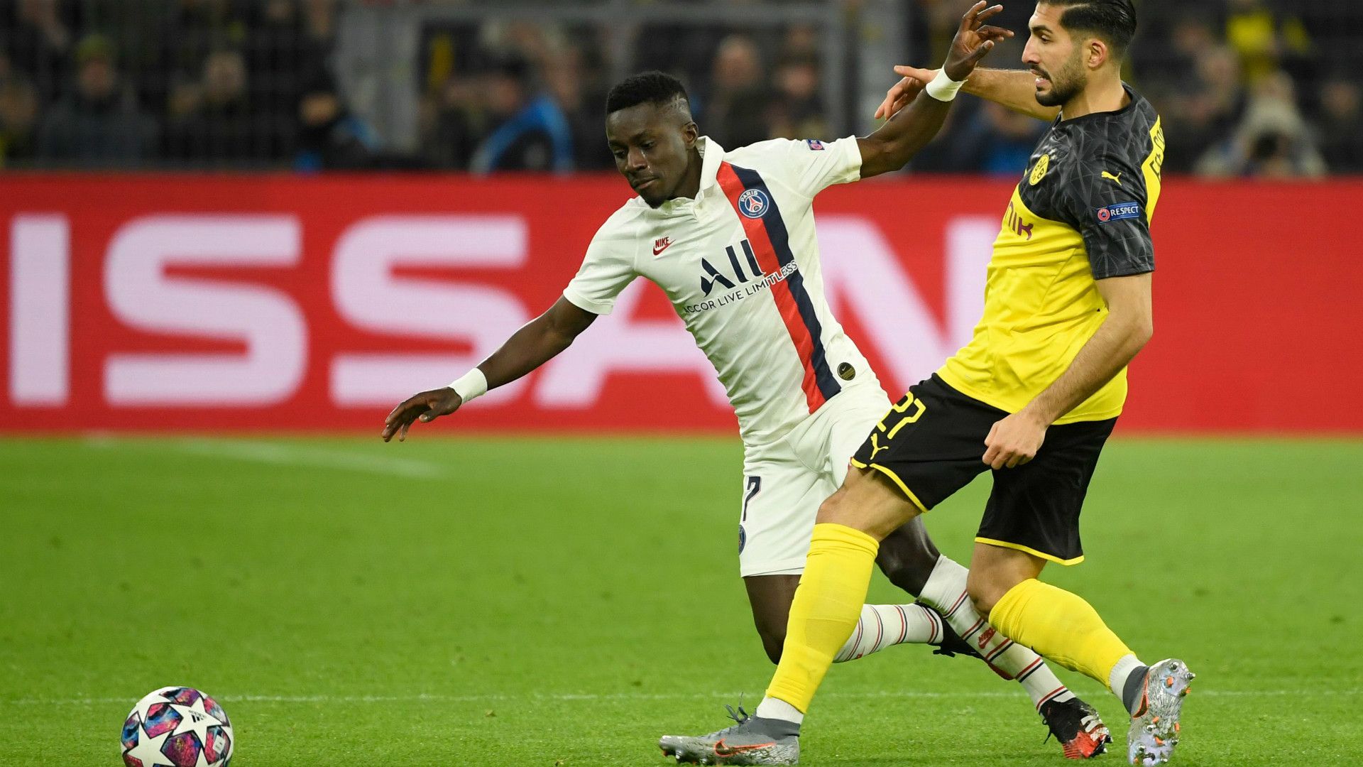 IDRISSA GUEYE PSG EMRE CAN BORUSSIA DORTMUND CHAMPIONS LEAGUE 18022020