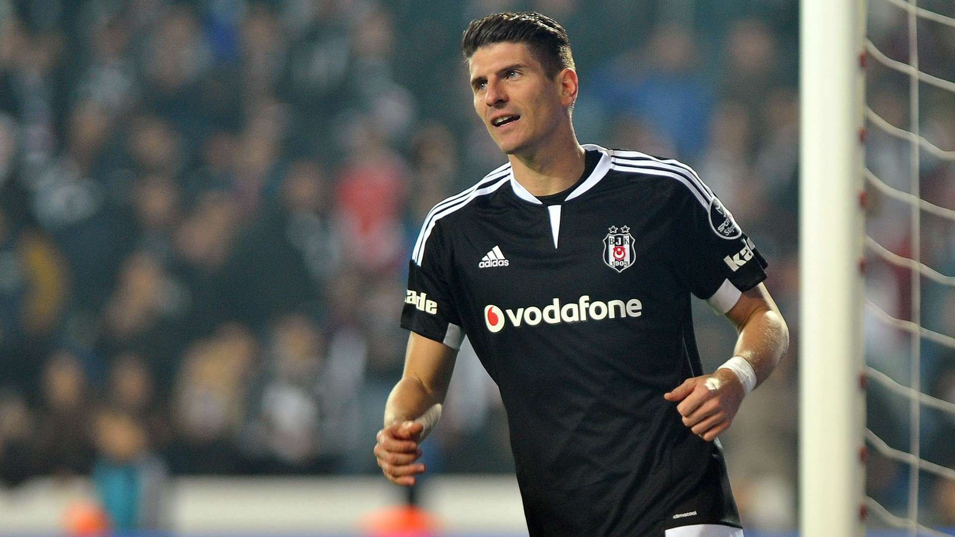 Mario Gomez Besiktas Torku Konyaspor STSL 12272015