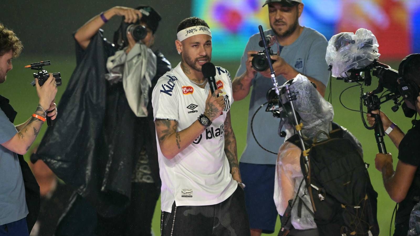 Neymar Santos arrival