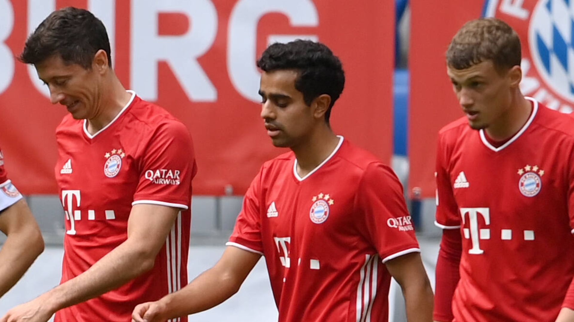FC Bayern Robert Lewandowski Sarpreet Singh