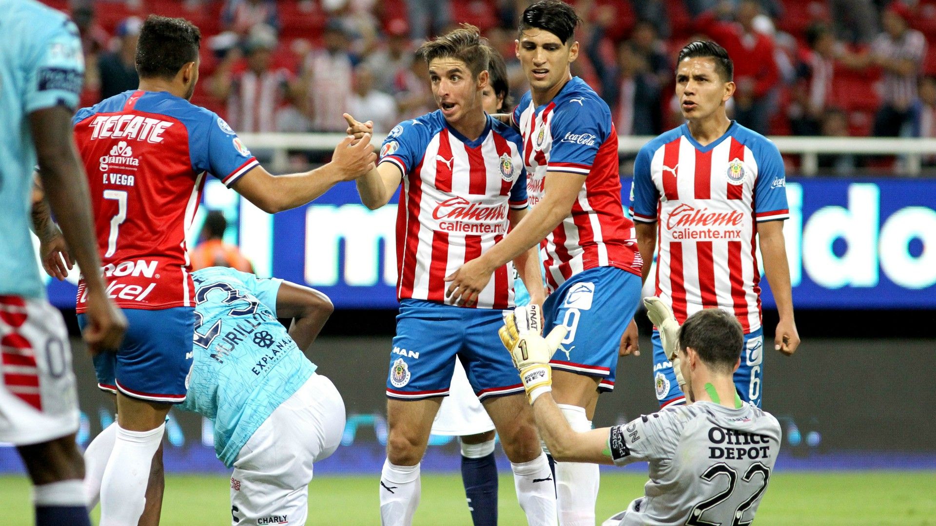 Isaac Brizuela Chivas